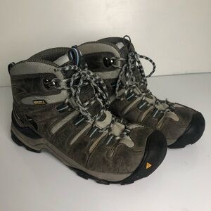 Keen Targhee Mid Hiking Boots
